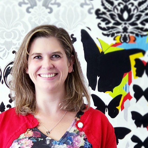 Meet your Posher, Elizabeth - Picture 1 of 1